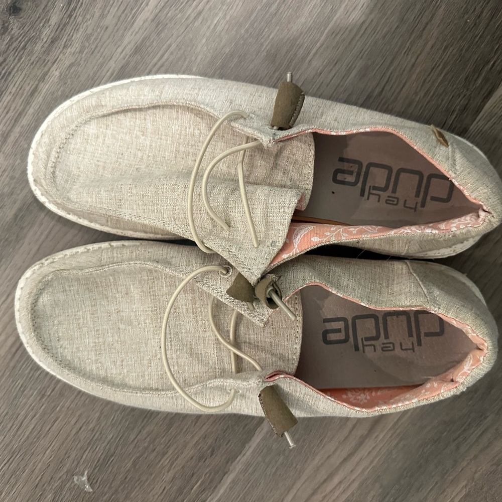 Hey Dude Womens Cream Loafers